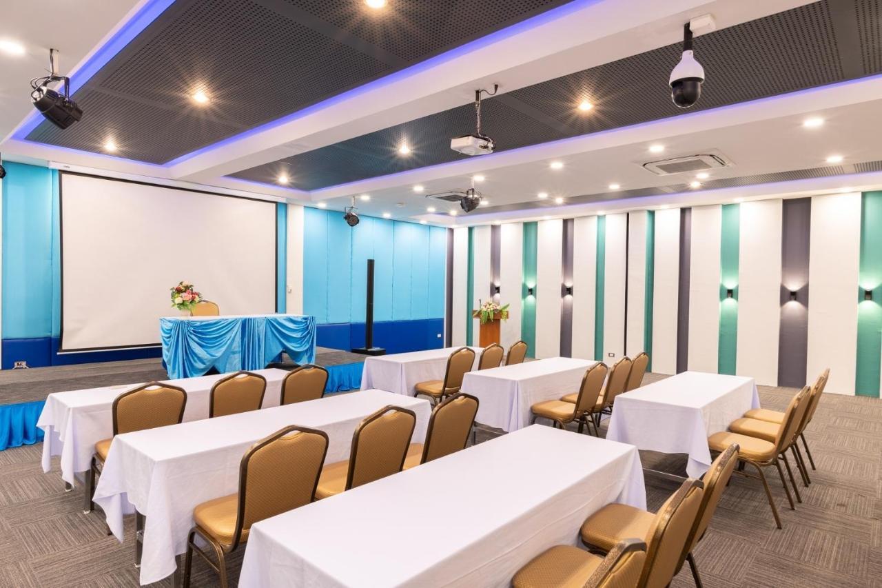 Marlin Hotel Surat Thani Extérieur photo
