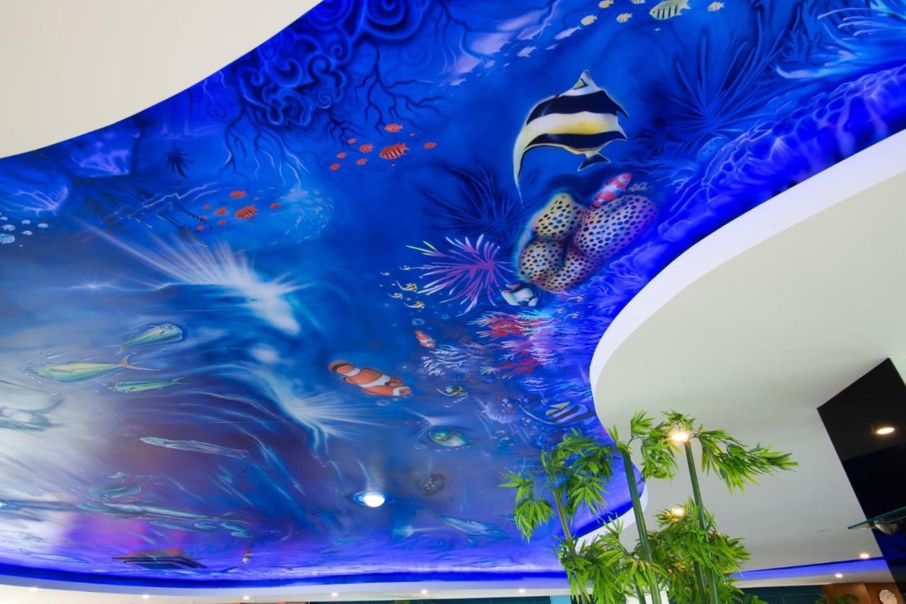 Marlin Hotel Surat Thani Extérieur photo